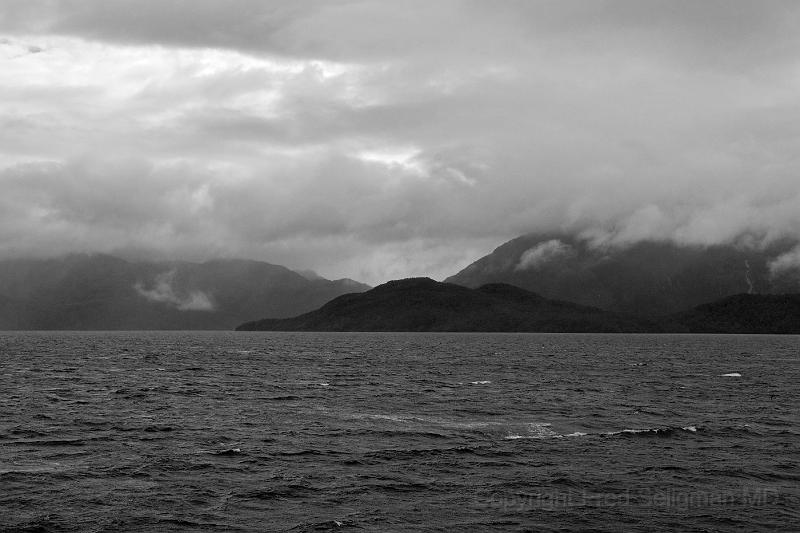 20071216 105305D2X 4200x2800.jpg - Cruising Chilean Fjords